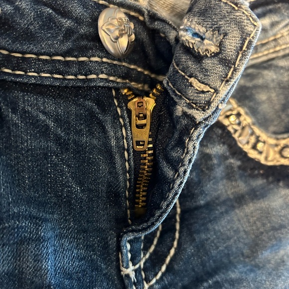 Miss Me Rhinestone Cuffed Denim Capris Girl’s Size 12 - Picture 3 of 6